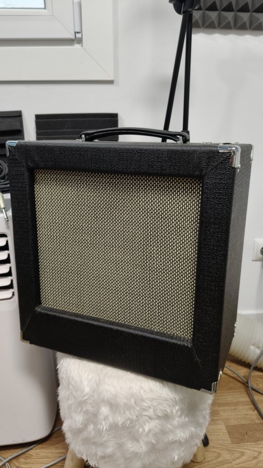 Vox AC4 pre marshall hecho a mano de segunda mano · Foto 1 de 3 · Las Palmas · 300 €