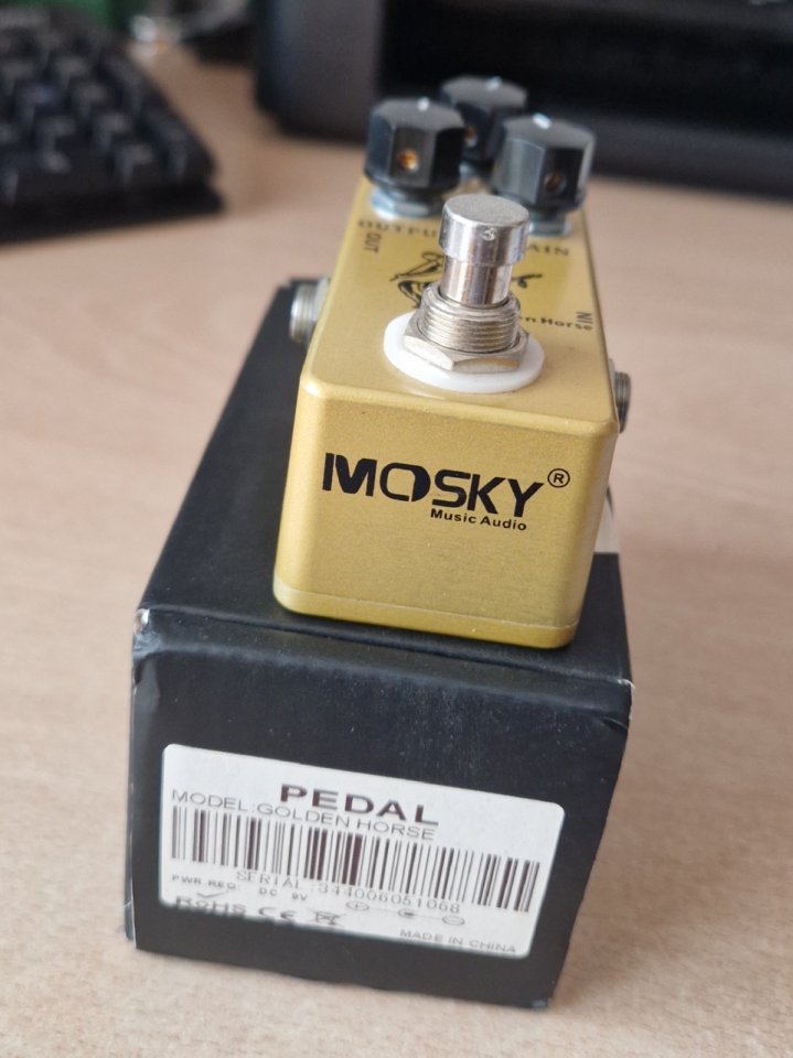 Mosky Golden Horse de segunda mano · Foto 2 de 2 · Valencia · 20 €