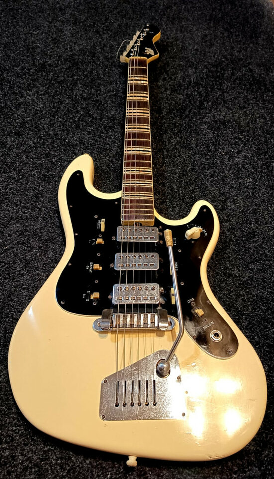 HOFNER Galaxie 176 Funciona todo perfectamente