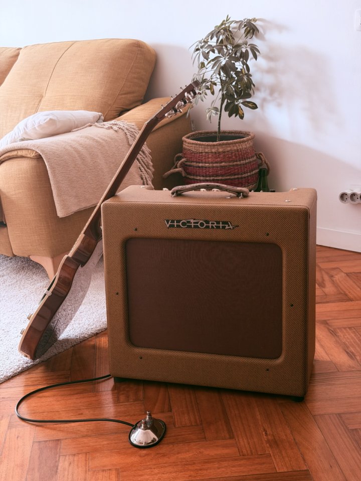 Victoria Regal II 1×12” – Weber Classic Alnico + Z-Amp Little Attenuator