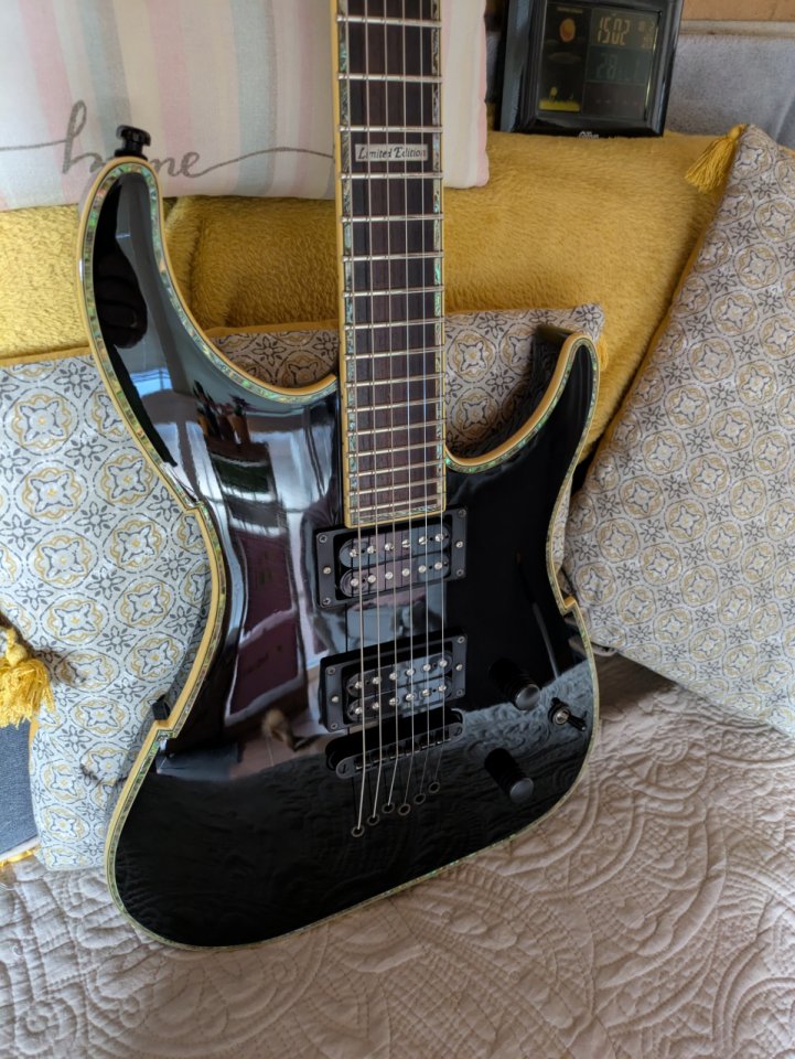 Peavey V-Type EXP (Corea, 2005) de segunda mano · Foto 3 de 10 · Madrid · 450 €