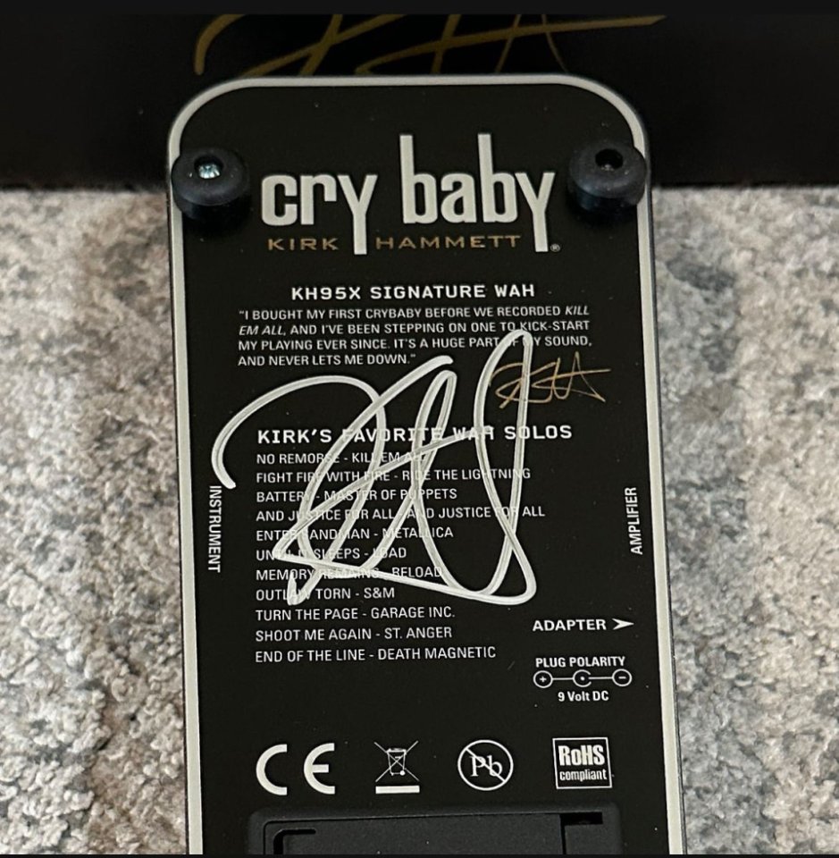 Wah Cry Baby firmado por Kirk Hammett (METALLICA)