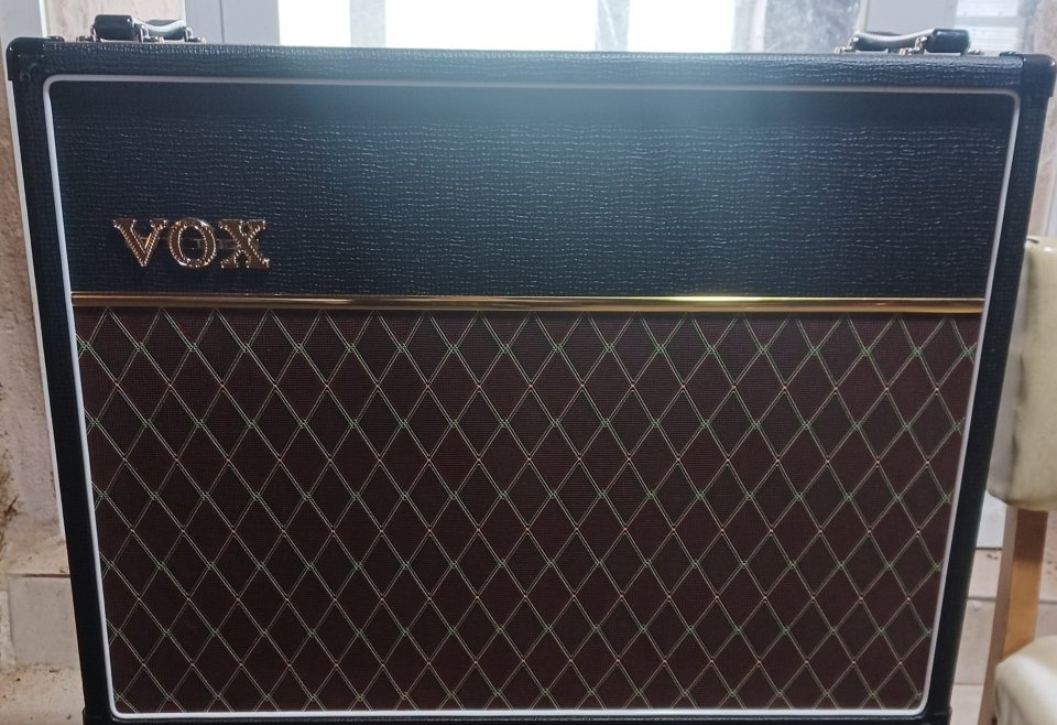 VOX ac15 head + 2x12 cabinet