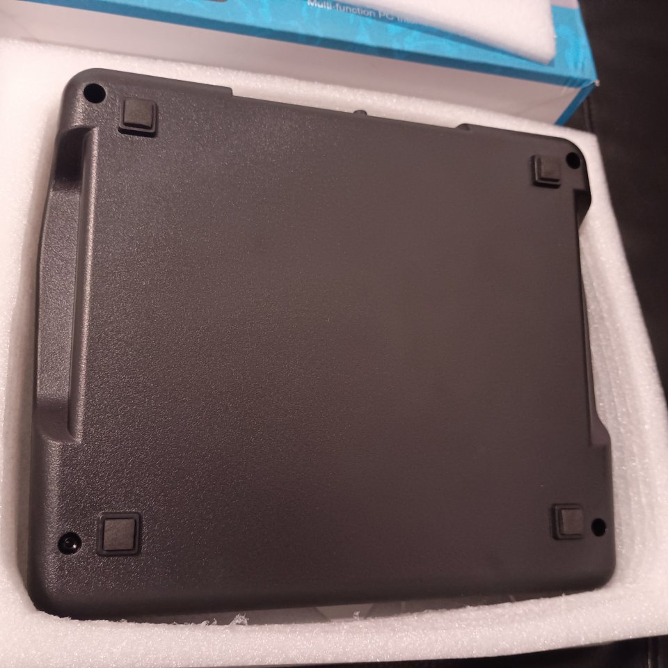 Mesa mezclas de segunda mano · Foto 3 de 3 · Málaga · 50 €