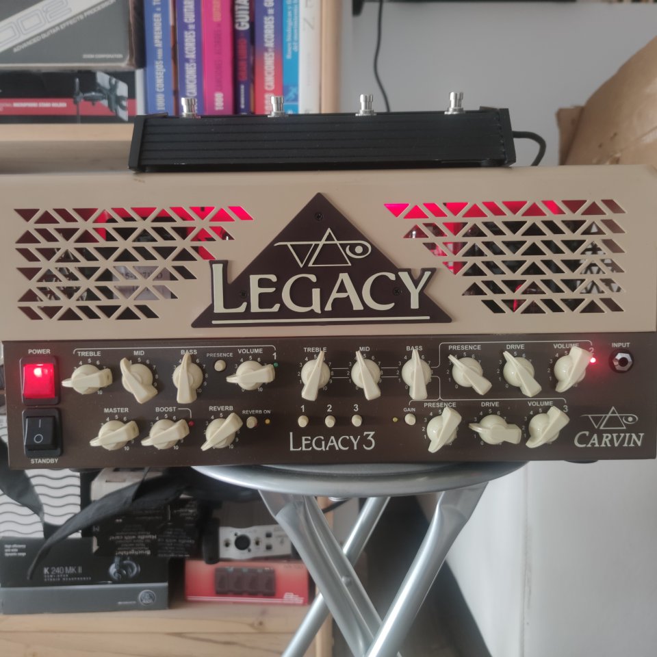 Oportunidad Carvin Legacy 3 Steve Vai con embalaje de segunda mano · Foto 3 de 9 · Alicante · 850 €
