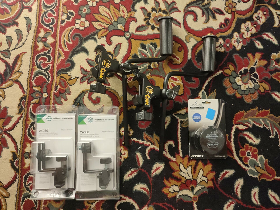 Vendo material de estudio de segunda mano · Foto 2 de 10 · Málaga · 1 €