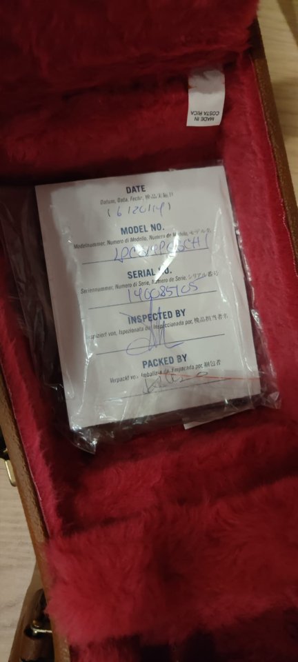 Gibson Les Paul Classic 2014 Negra de segunda mano · Foto 2 de 7 · Barcelona · 1600 €