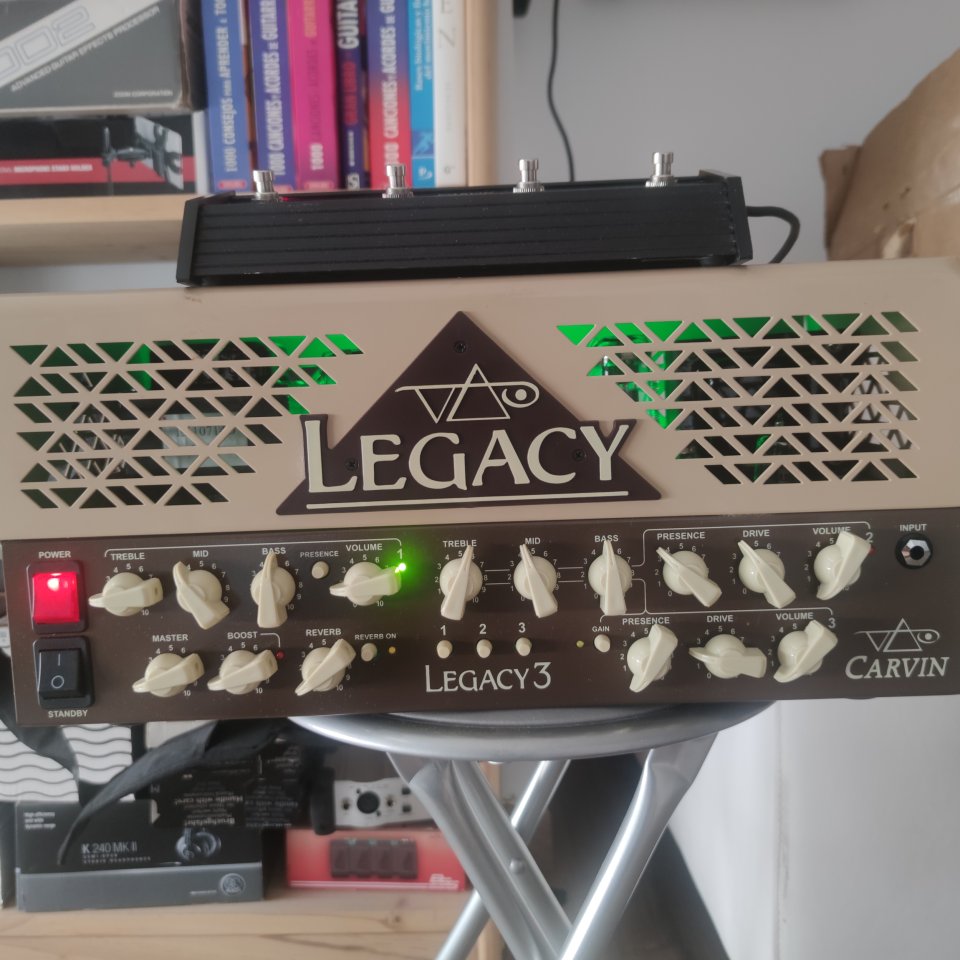 Oportunidad Carvin Legacy 3 Steve Vai con embalaje de segunda mano · Foto 4 de 9 · Alicante · 850 €