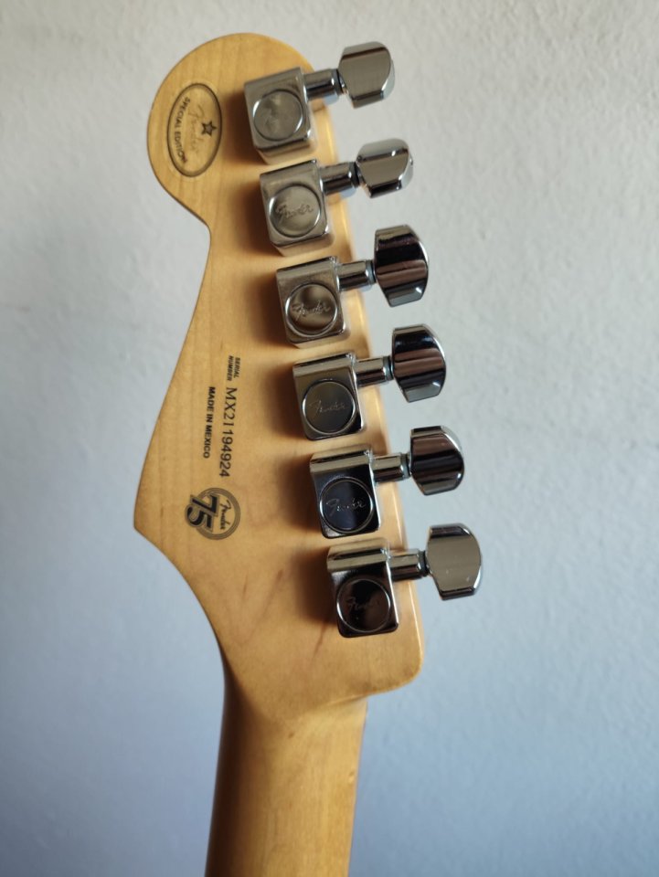 Fender Stratocaster 75th Anniversary MIM 2021
