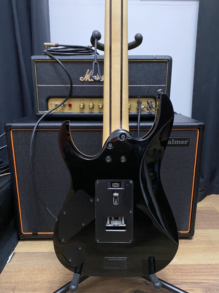 Ibanez 7 cuerdas prestige