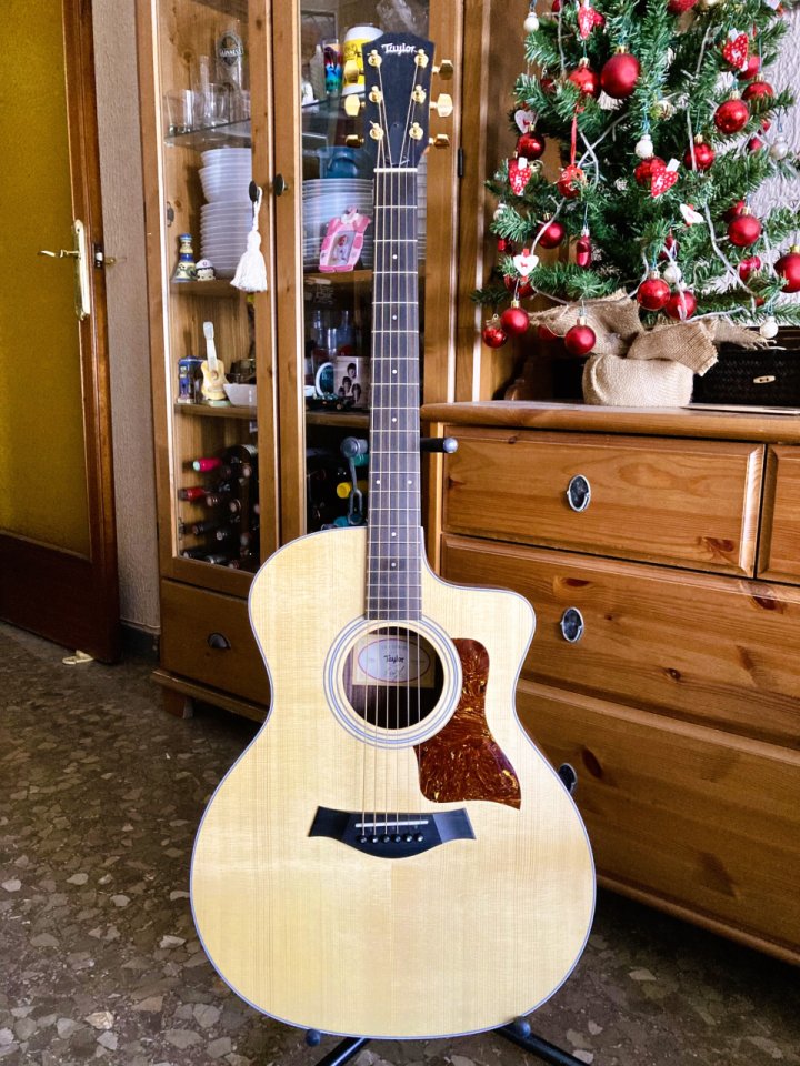 Guitarra electroacústica Taylor 214ce Rosewood