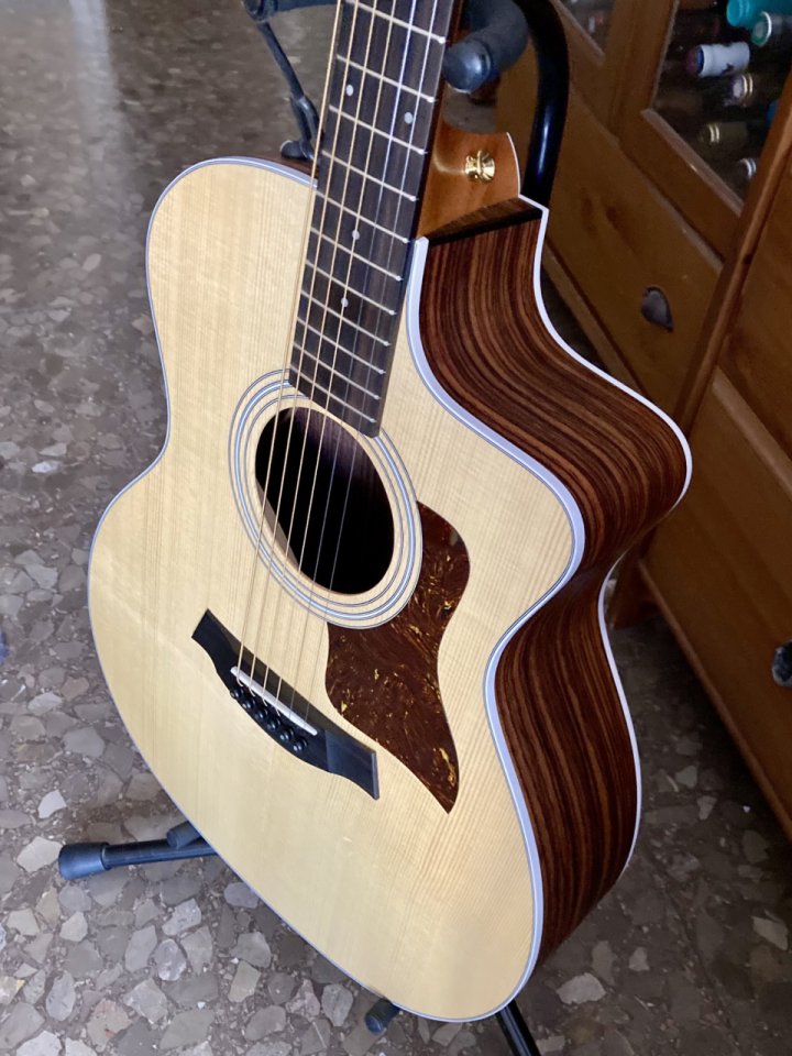 Guitarra electroacústica Taylor 214ce Rosewood