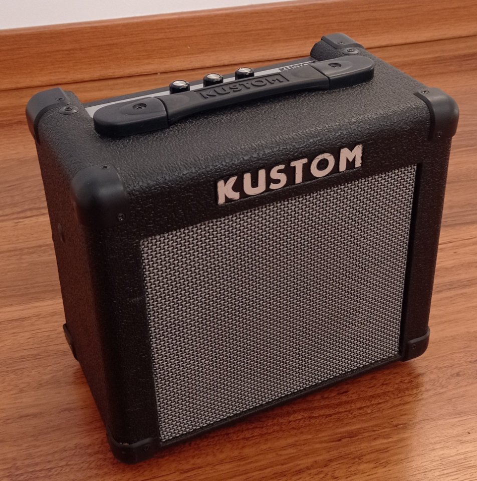 Amplificador de guitarra eléctrica Kustom de segunda mano · Foto 1 de 5 · Cuenca · 30 €