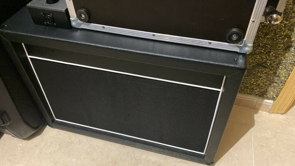 Pantalla 212 con Celestion G12T100