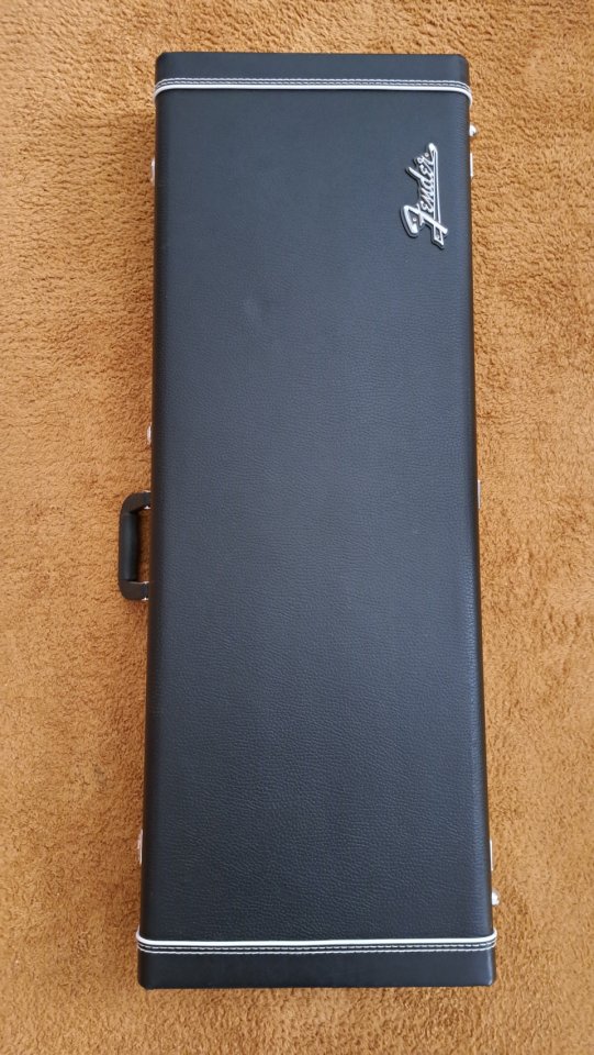Fender Limited Edition Reclaimed Eastern Pine Telecaster 2014 de segunda mano · Foto 9 de 10 · Zaragoza · 2000 €