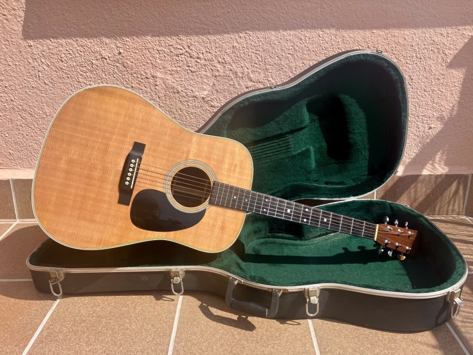 Martin D-28 (2015) – Impecable