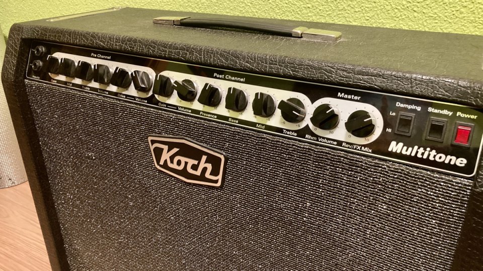 Amplificador Koch Multitone Combo 100W