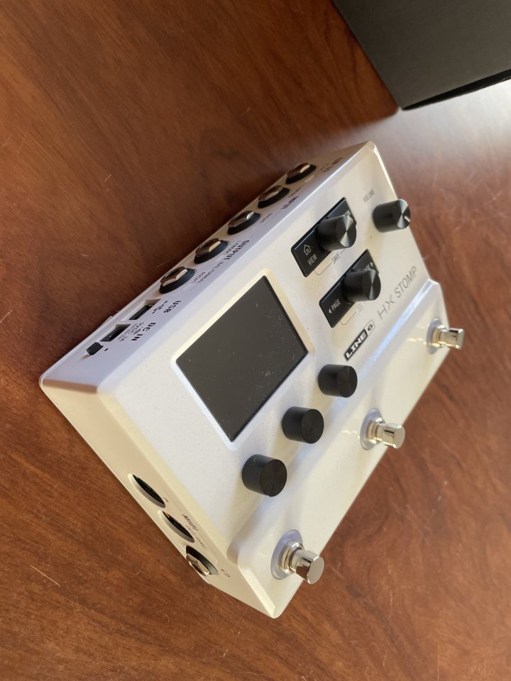 HX STOMP -WHITE EDITION de segunda mano · Foto 4 de 8 · La Rioja · 400 €