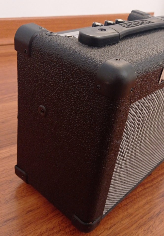 Amplificador de guitarra eléctrica Kustom de segunda mano · Foto 5 de 5 · Cuenca · 30 €