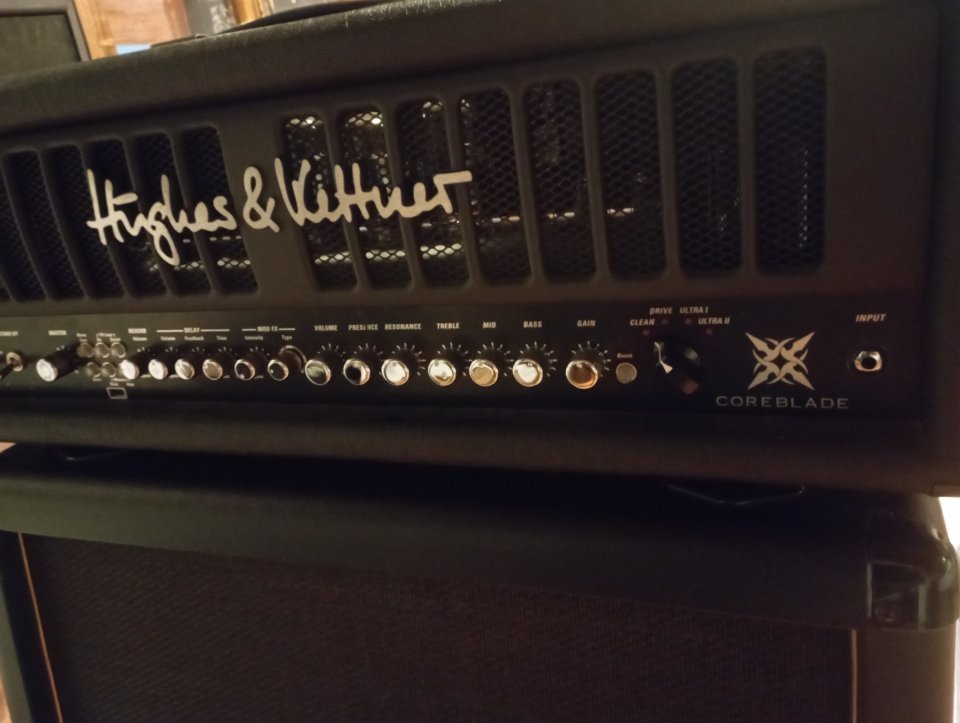Cabezal Hughes&Kettner Coreblade