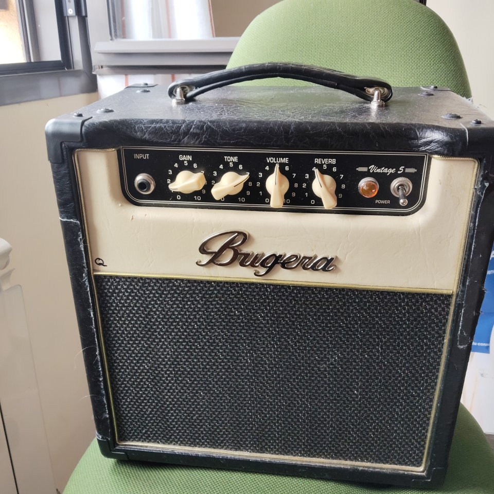 Amplificador Bugera V5