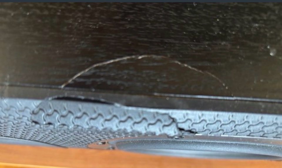 Altavoz central B&W LCR60 S3