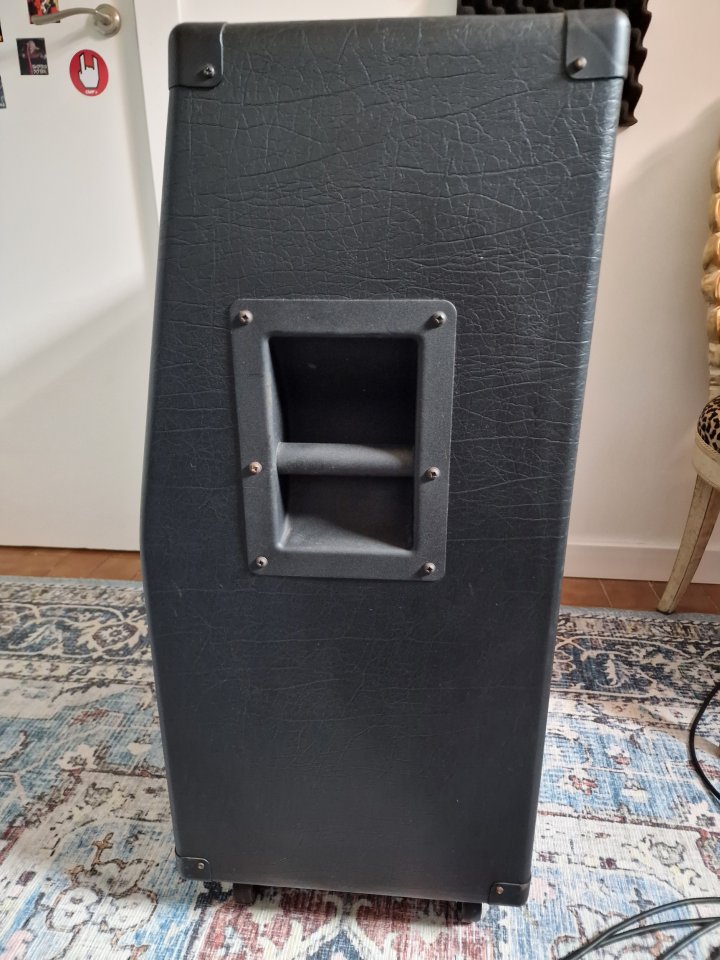 Pantalla Randall xl de segunda mano · Foto 4 de 6 · Bizkaia · 450 €