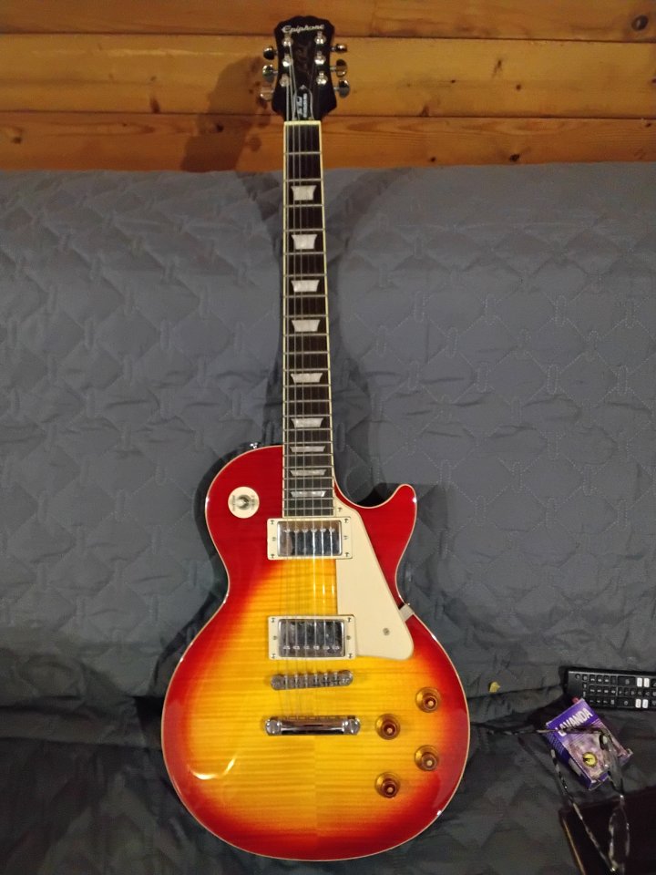 Epiphone les paul standard plus pro nueva de segunda mano · Foto 1 de 8 · Castellón · 440 €