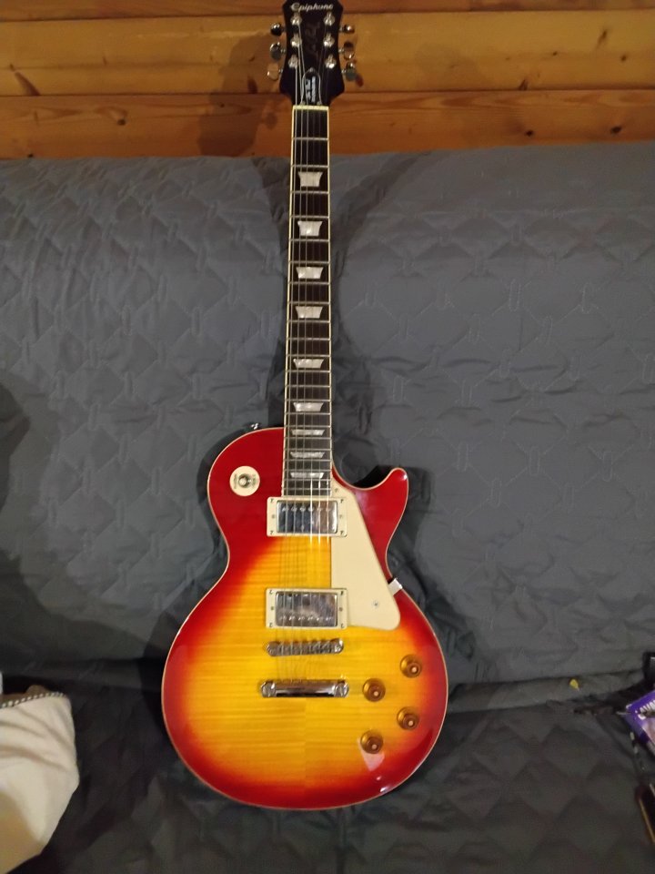 Epiphone les paul standard plus pro nueva de segunda mano · Foto 2 de 8 · Castellón · 440 €