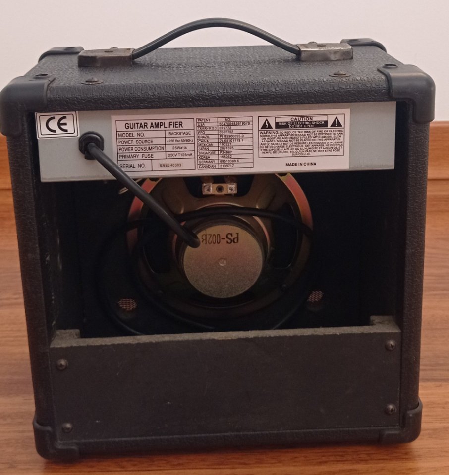 Amplificador de guitarra eléctrica Peavey de segunda mano · Foto 4 de 4 · Cuenca · 35 €