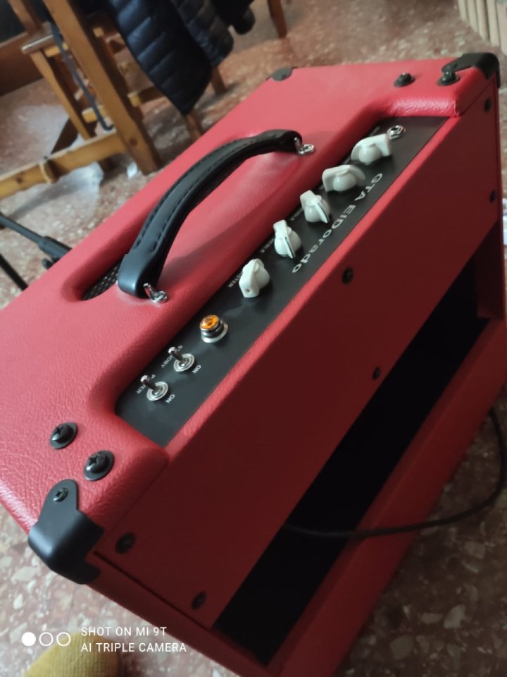 Geaorge Tube Amp - El Dorado 1x12 (Especial) de segunda mano · Foto 3 de 5 · Valencia