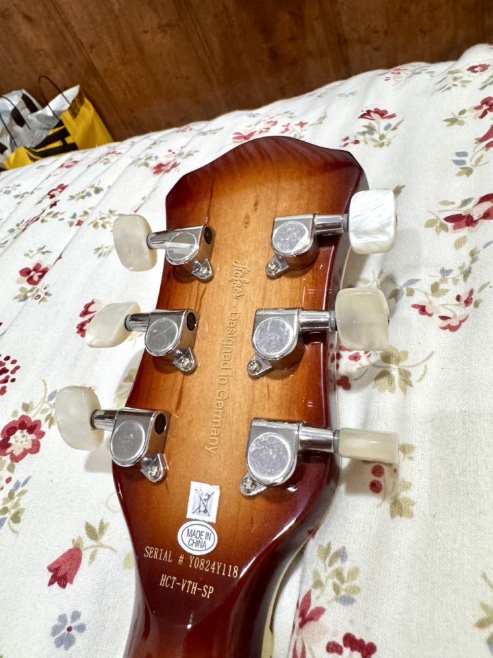Höfner Verythin CT Deluxe Special SB de segunda mano · Foto 10 de 10 · SC Tenerife · 410 €