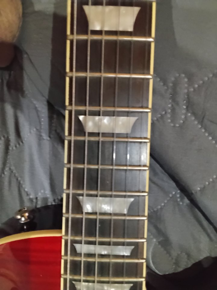 Epiphone les paul standard plus pro nueva de segunda mano · Foto 3 de 8 · Castellón · 440 €