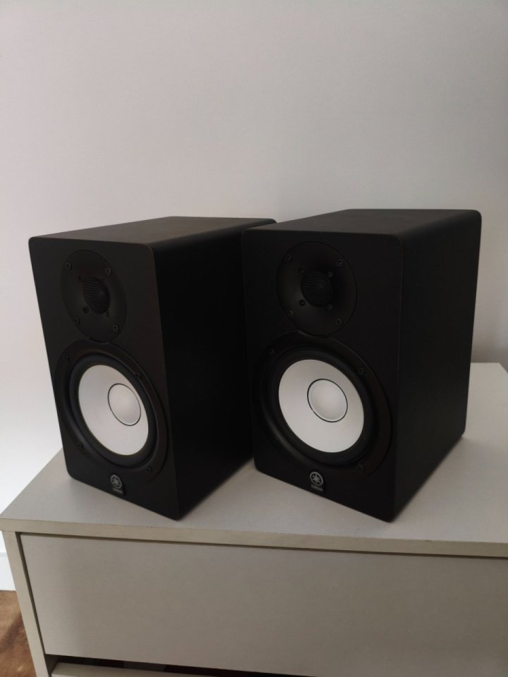 Pareja de Monitores Yamaha HS50M de segunda mano · Foto 1 de 9 · Barcelona · 220 €