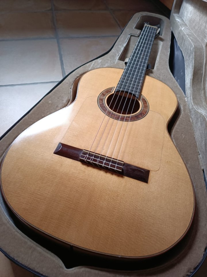 TOMOYUKI FURUTA de 2.012