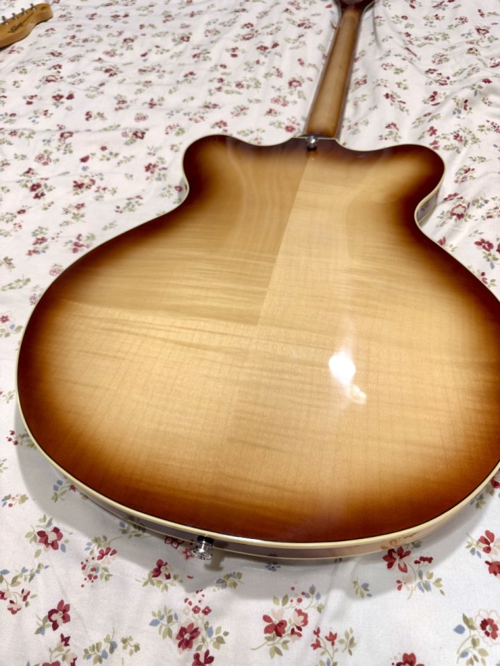 Höfner Verythin CT Deluxe Special SB de segunda mano · Foto 7 de 10 · SC Tenerife · 410 €