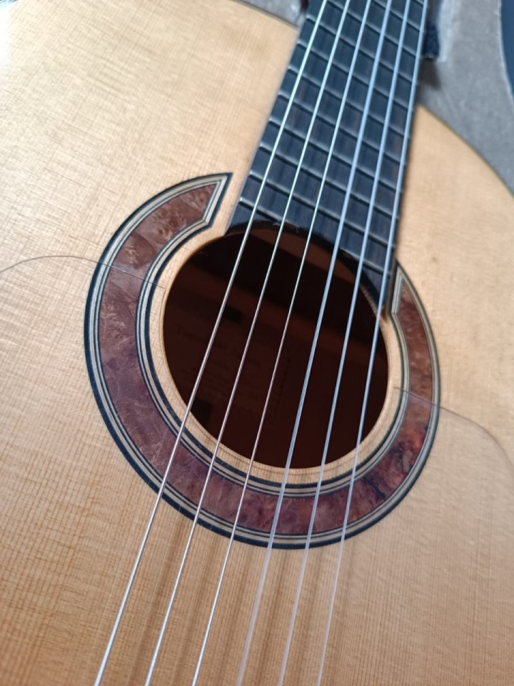 TOMOYUKI FURUTA de 2.012