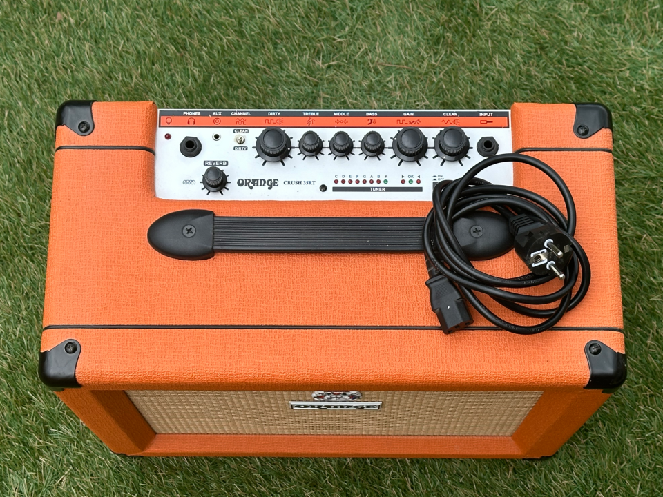 Orange Crush 35RT de segunda mano · Foto 3 de 3 · Girona · 200 €