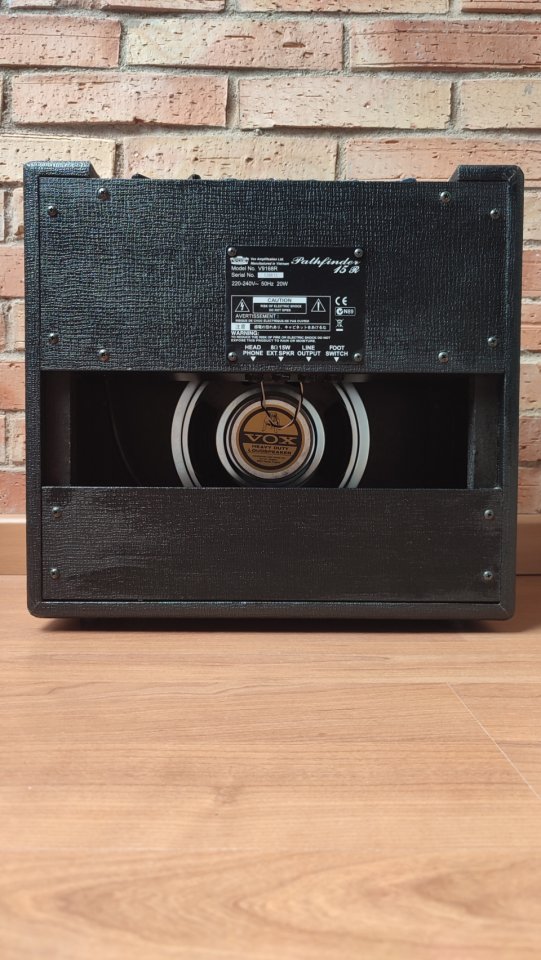 Vox Pathfinder 15 de segunda mano · Foto 3 de 3 · Madrid · 160 €