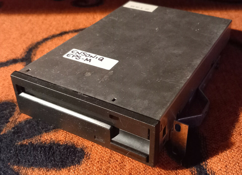 Ensoniq EPS-M floppy drive