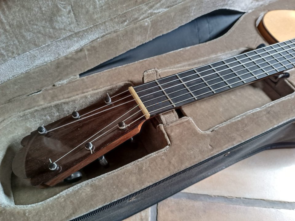 TOMOYUKI FURUTA de 2.012