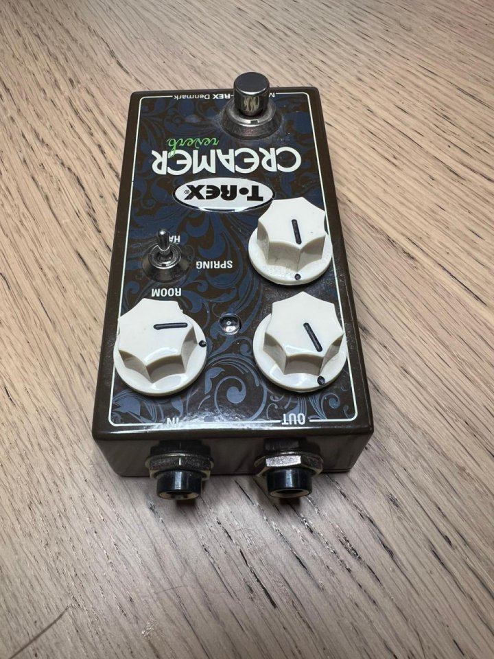 Pedal Reverb Guitarra T-REX Creamer de segunda mano · Foto 2 de 2 · Madrid · 50 €