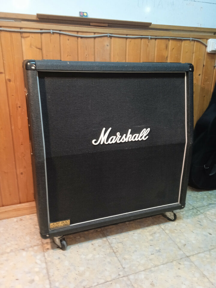 Cajon acustico Marshall JCM 900 4 x 12 pulgadas celestion 200 Watios