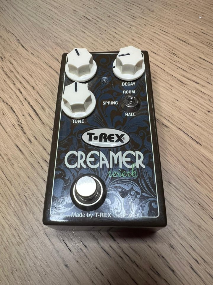 Pedal Reverb Guitarra T-REX Creamer de segunda mano · Foto 1 de 2 · Madrid · 50 €