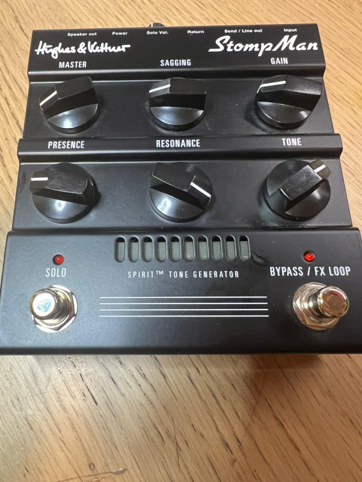 Hughes & Kettner StompMan Amplificador Pedal de segunda mano · Foto 1 de 2 · Málaga · 55 €