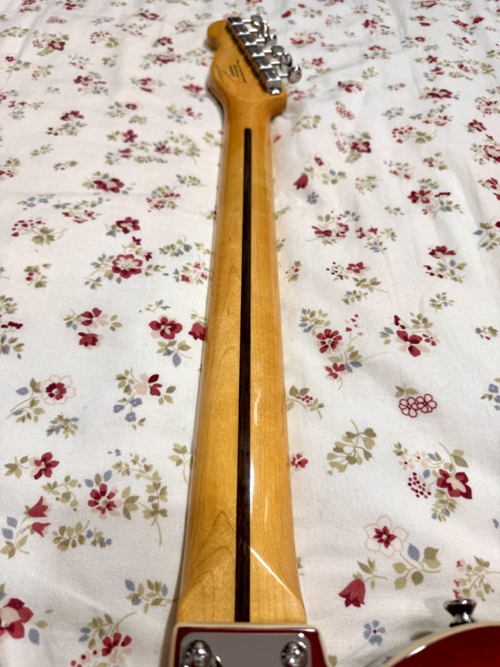 Vintage REVO Series Trio Electric Guitar ~ Honeyburst de segunda mano · Foto 5 de 9 · SC Tenerife · 390 €