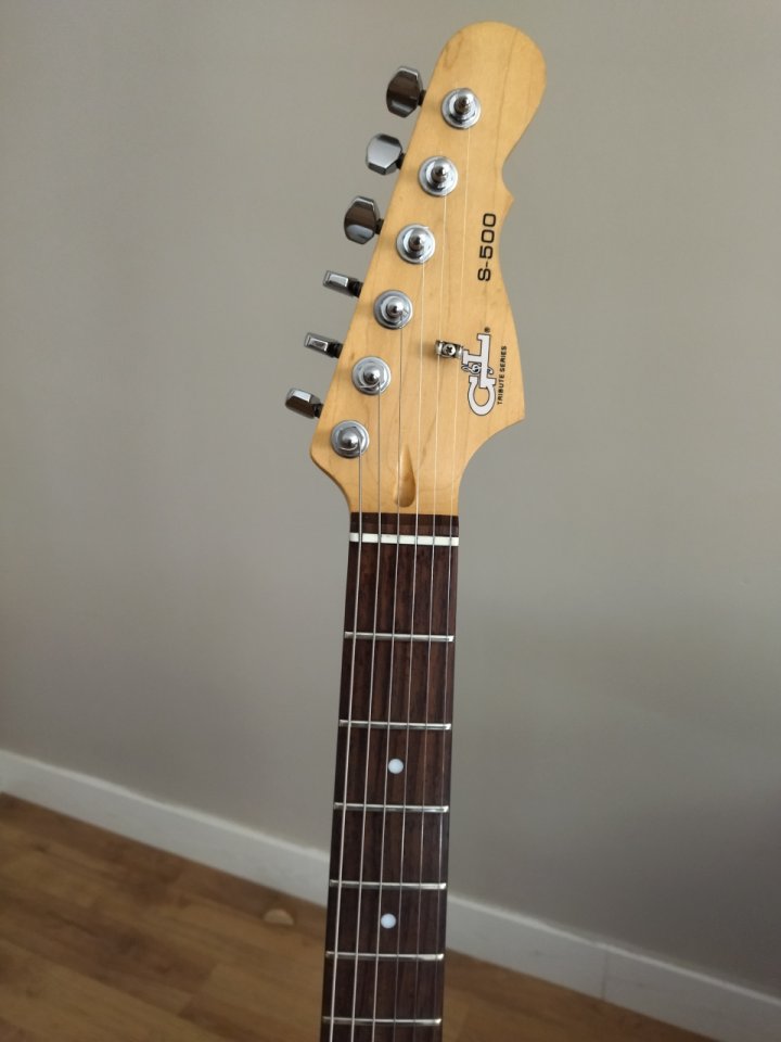 G&L stratocaster s500 tribute series