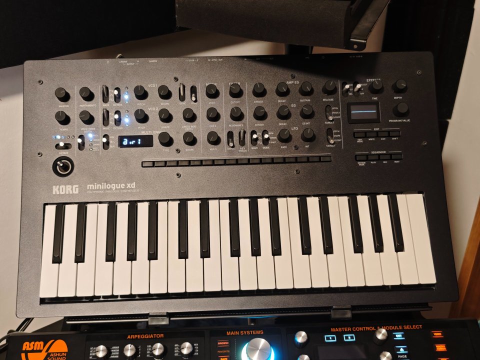 Korg Minilogue XD + extras