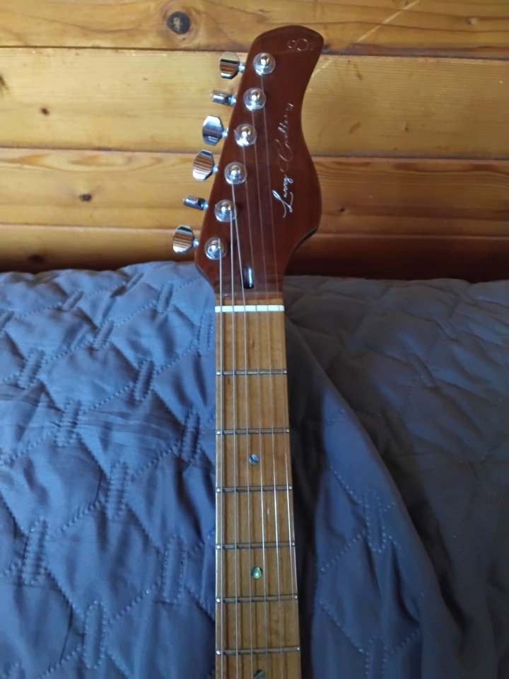 Sire larry carlton s7 de segunda mano · Foto 3 de 10 · Castellón · 460 €