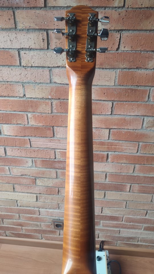 Framus Parlor de segunda mano · Foto 5 de 7 · Madrid · 240 €